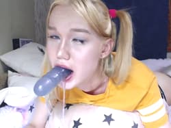 Sexy blonde deepthroat part 3'