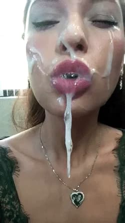 Blowlips cum face'